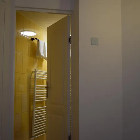 Grand Boulevard Apartment At Piata Romana- Netflix Bucarest Esterno foto
