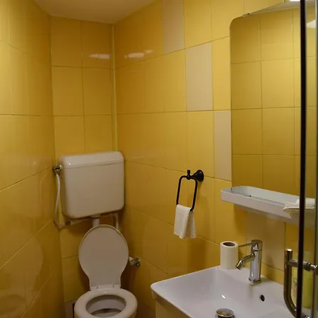 Grand Boulevard Apartment At Piata Romana- Netflix Bucarest Esterno foto