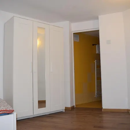 Grand Boulevard Apartment At Piata Romana- Netflix Bucarest Esterno foto