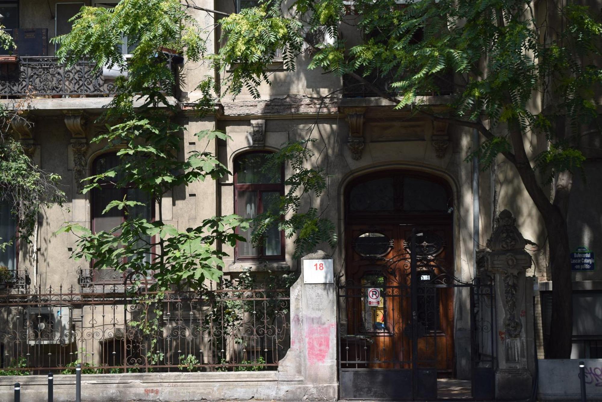 Grand Boulevard At Piata Romana- Netflix Bucureşti