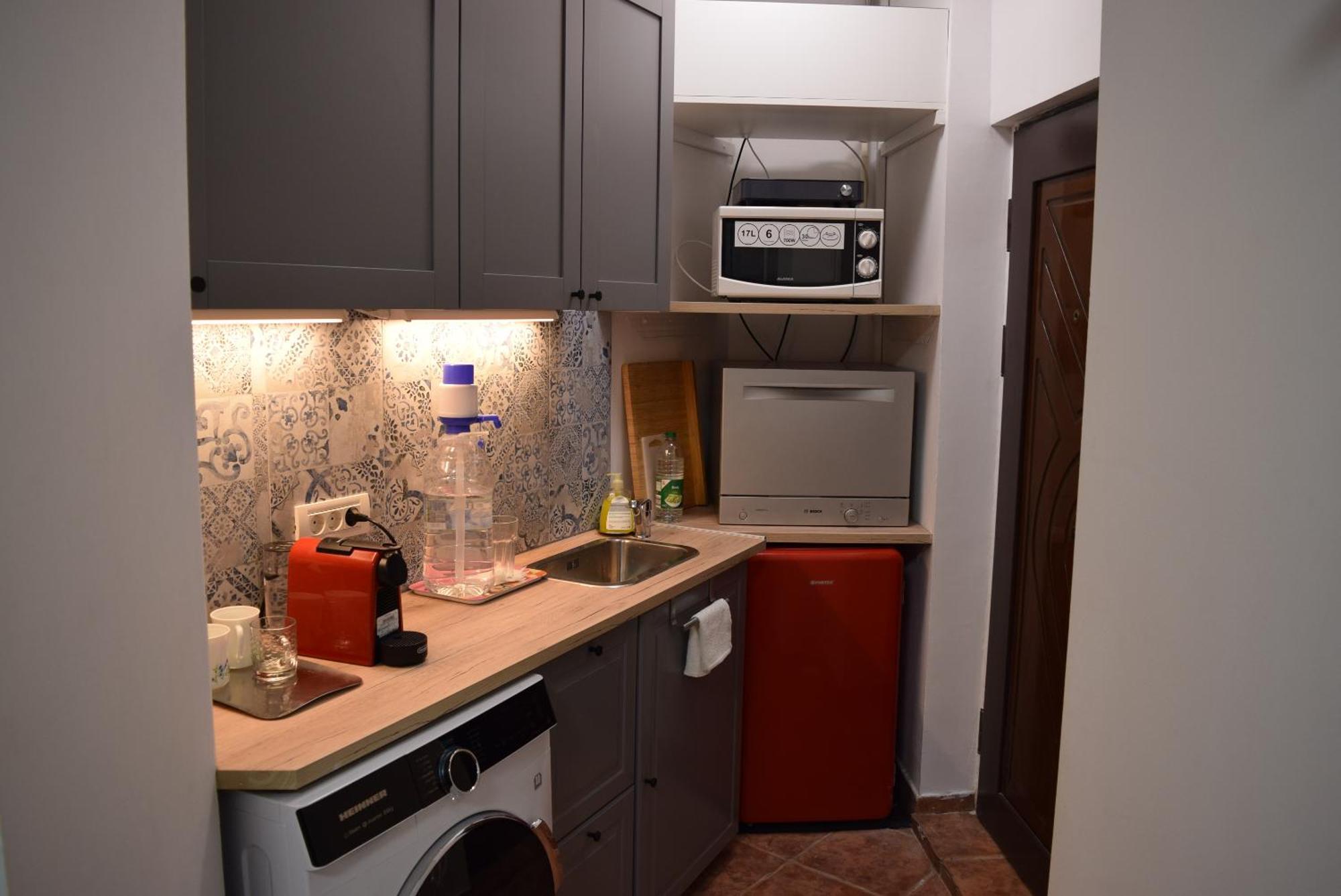 Grand Boulevard At Piata Romana- Netflix Apartament